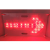 LED矢印板・380mm×700mm（矢印赤点滅/流動）（安全・保安用品・矢印板・規制材）